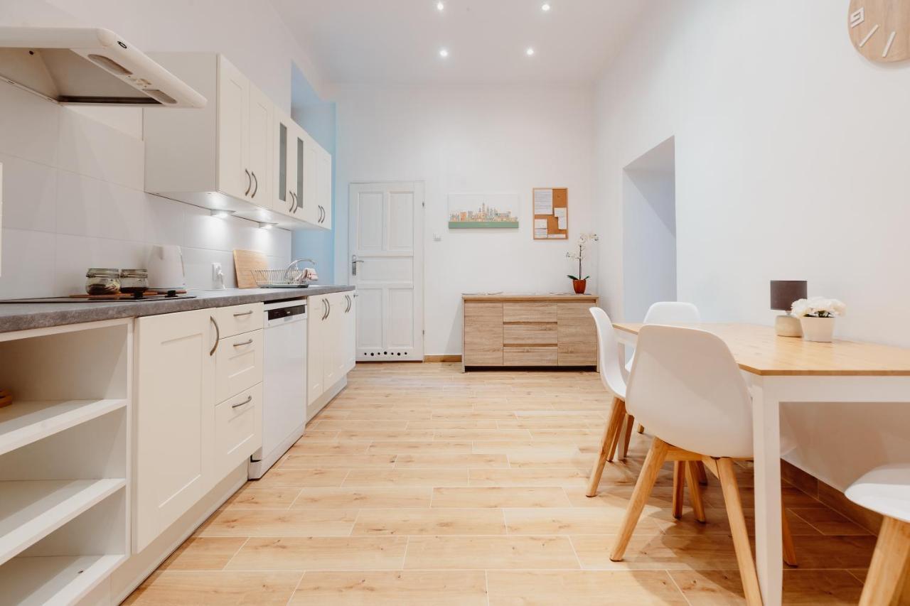 קרקוב Atticus Apartments מראה חיצוני תמונה
