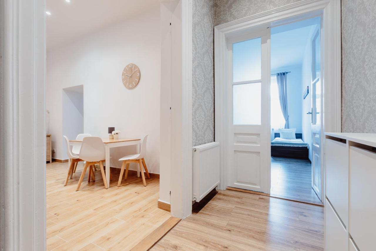 קרקוב Atticus Apartments מראה חיצוני תמונה