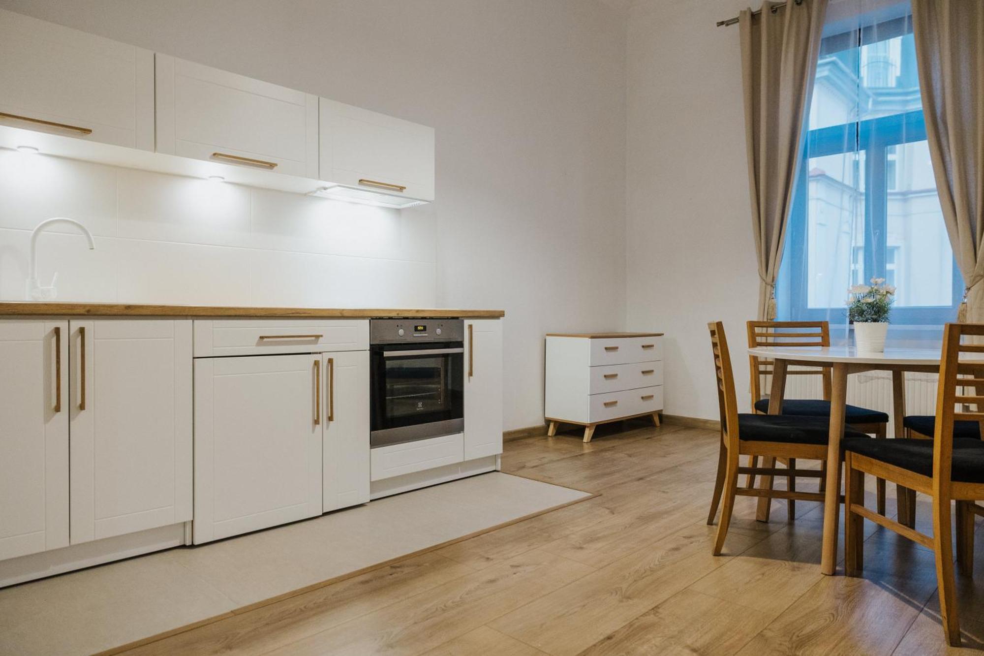 קרקוב Atticus Apartments מראה חיצוני תמונה