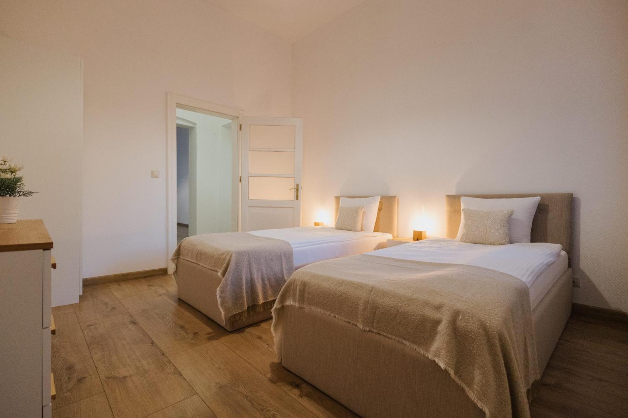 קרקוב Atticus Apartments מראה חיצוני תמונה