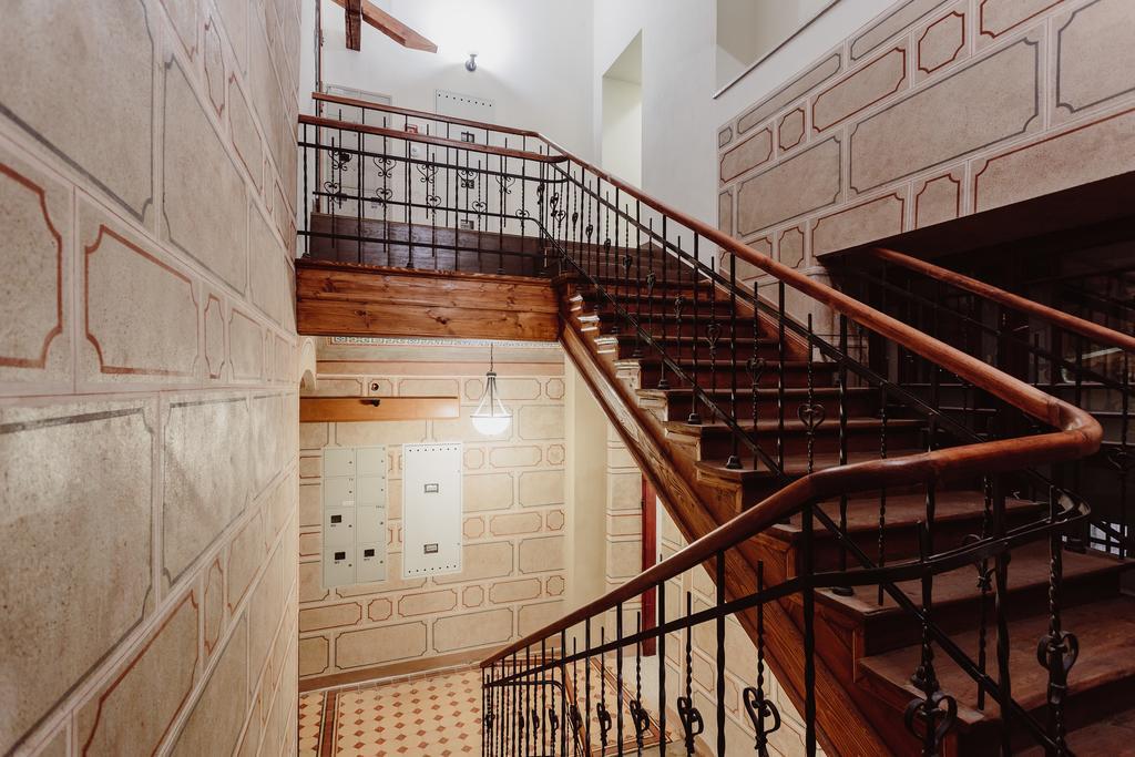 קרקוב Atticus Apartments מראה חיצוני תמונה
