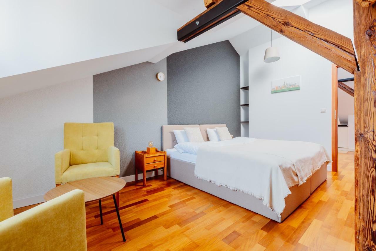 קרקוב Atticus Apartments מראה חיצוני תמונה