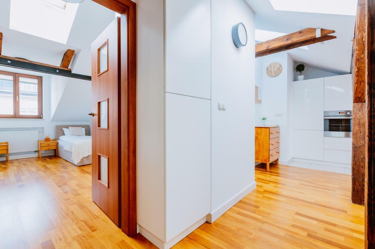 קרקוב Atticus Apartments מראה חיצוני תמונה