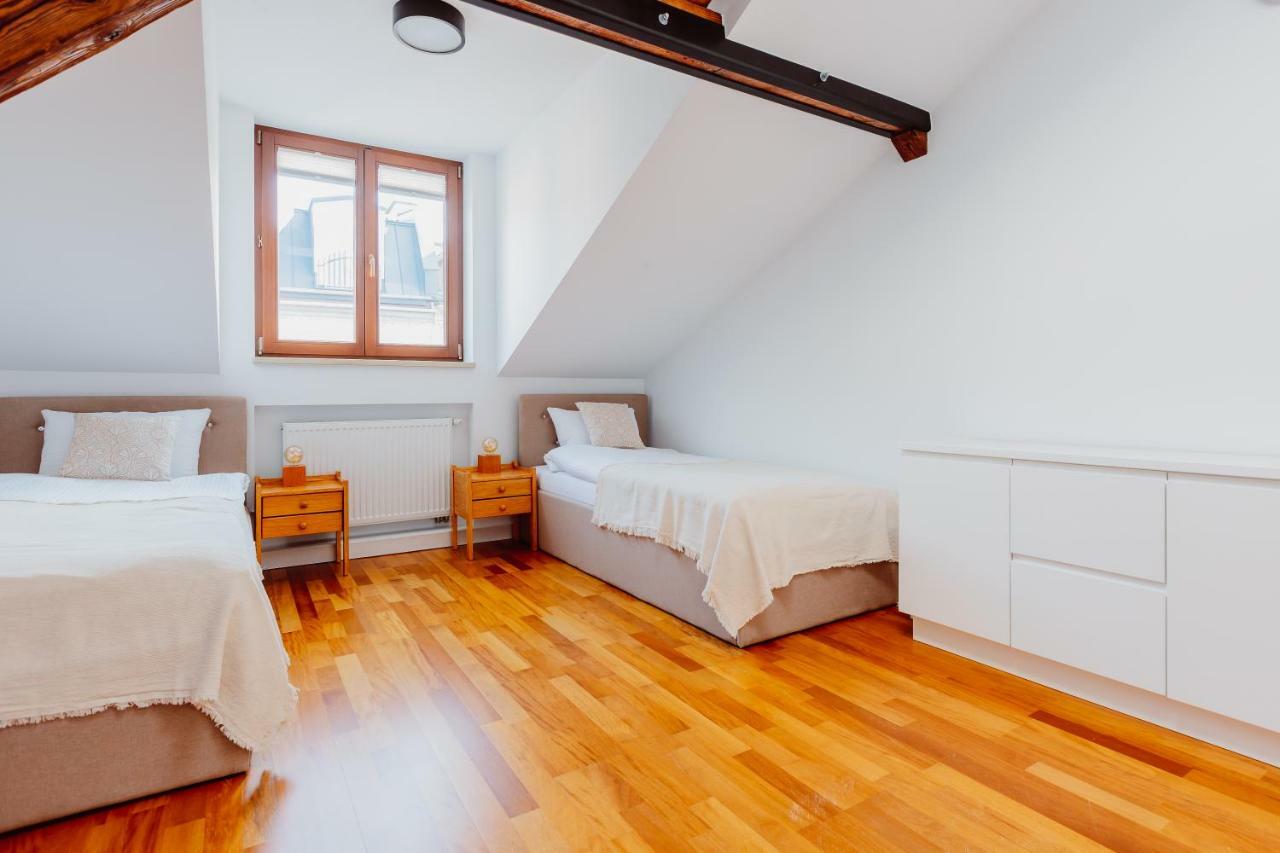 קרקוב Atticus Apartments מראה חיצוני תמונה