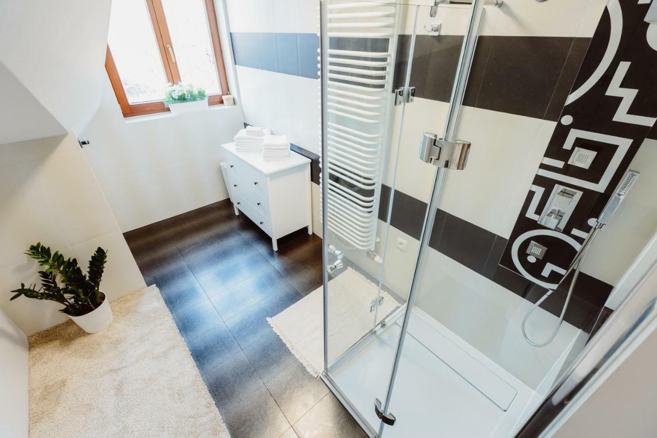 קרקוב Atticus Apartments מראה חיצוני תמונה